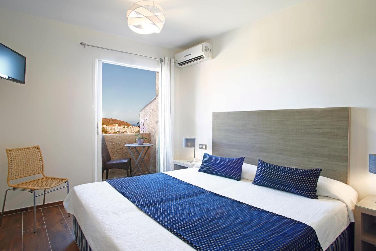 Hotel Funtana Marina Л'Иль-Рус Экстерьер фото