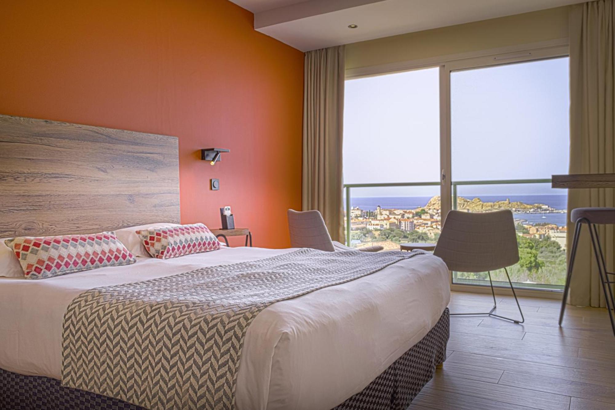 Hotel Funtana Marina Л'Иль-Рус Экстерьер фото